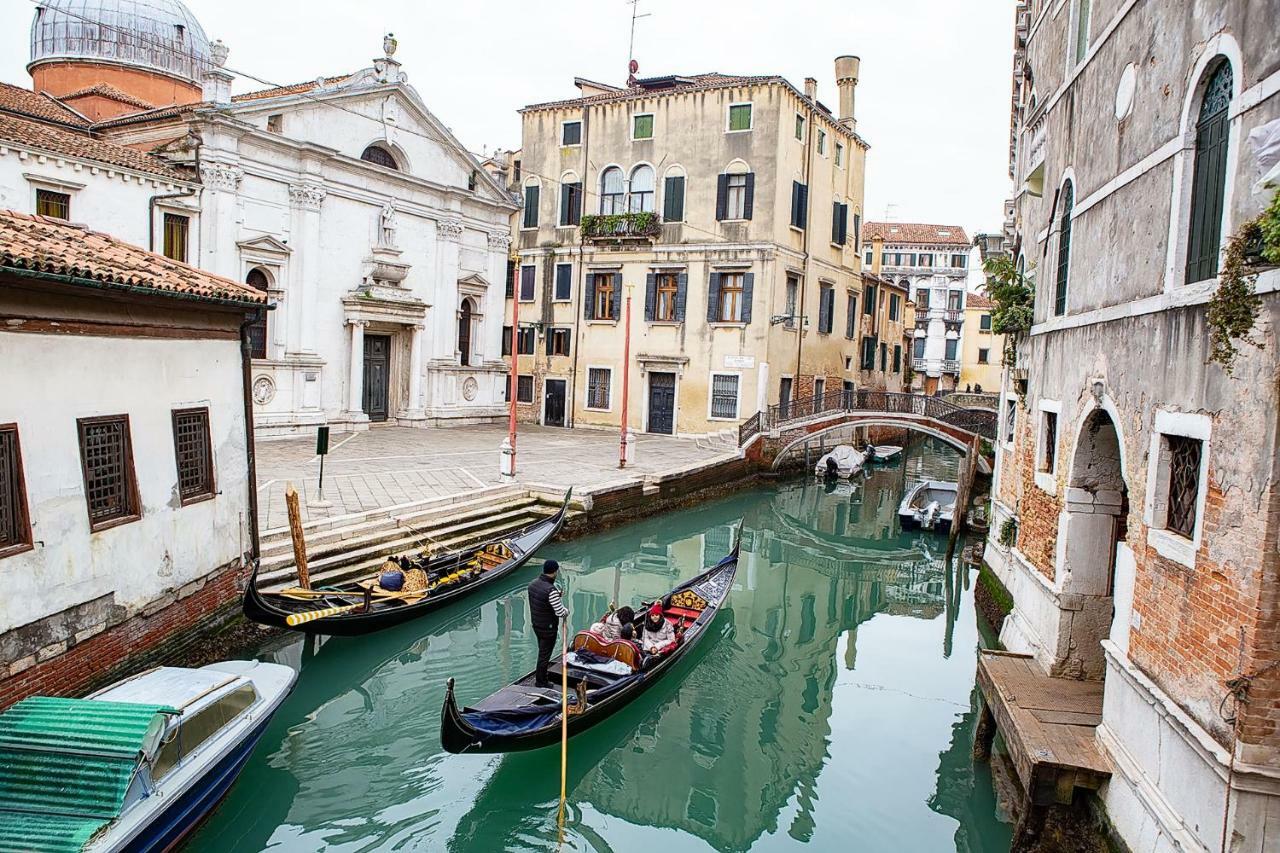 Pink House In Venice City Center Daire Dış mekan fotoğraf